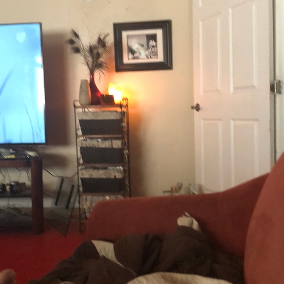 Meet your Posher, Sandra - Picture 1 of 1